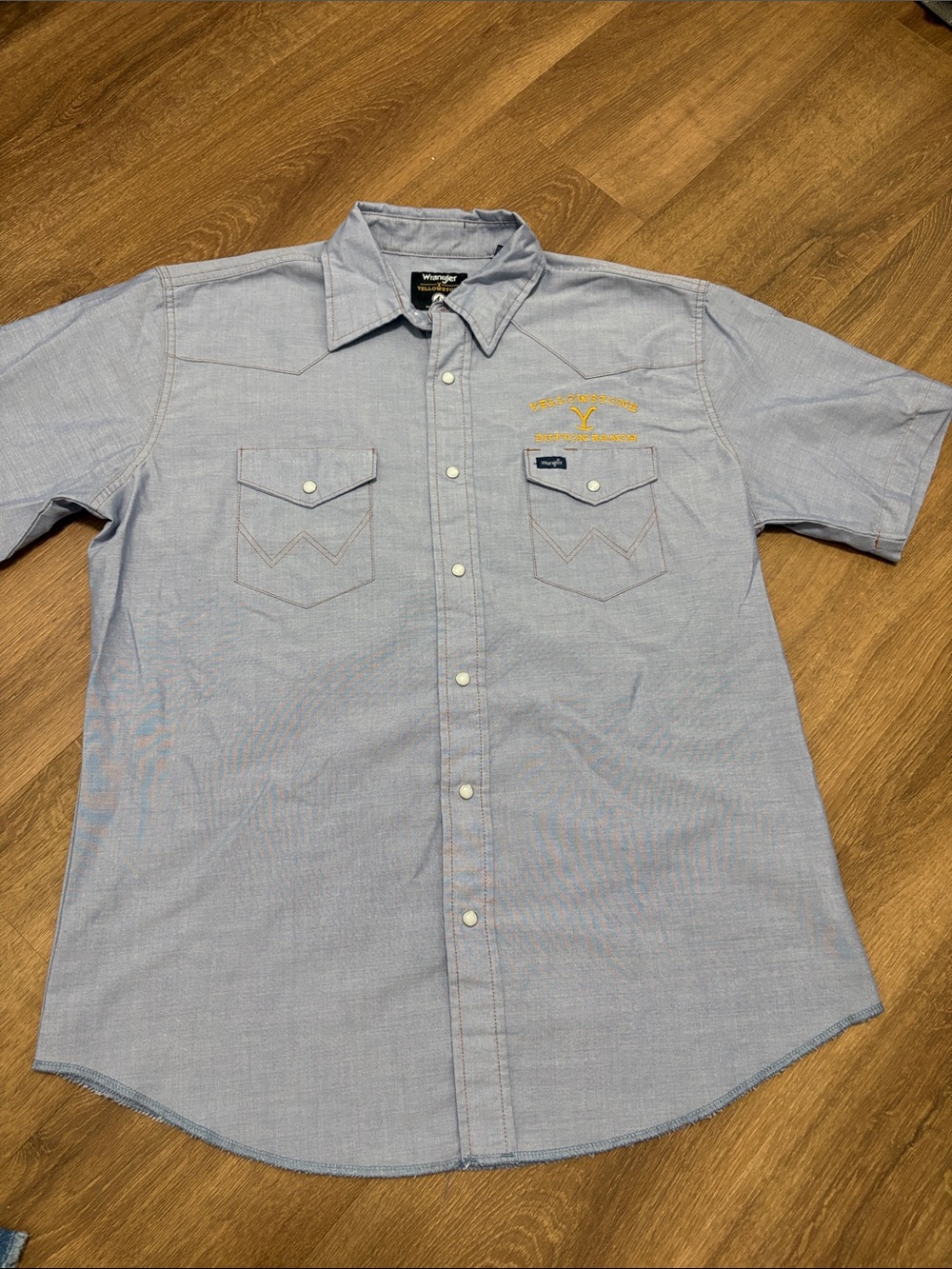Wrangler x Yellowstone Collab Men's Short Sleeve Light Blue Western Work Shirt